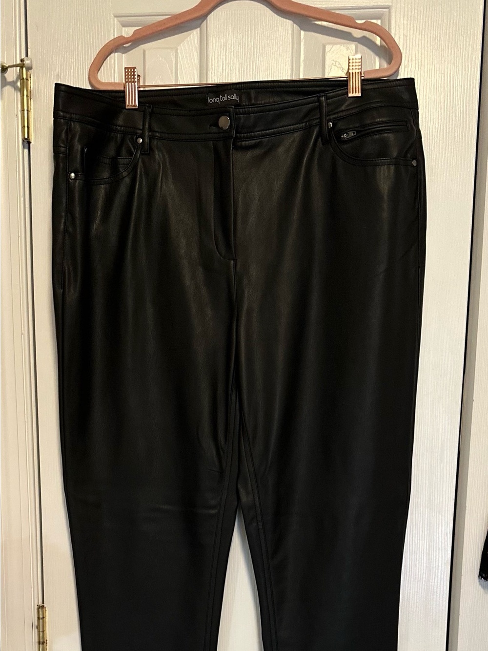 NWT long tall sally Women’s Black Faux Leather Skinny Jeans size 16